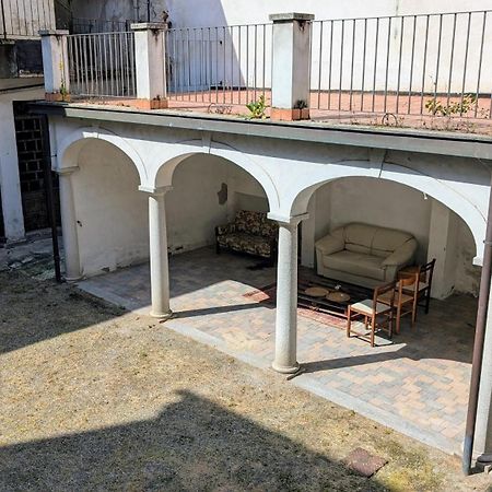Il Castello Delle Dame - Il Maschio Apartment Vigevano Bagian luar foto