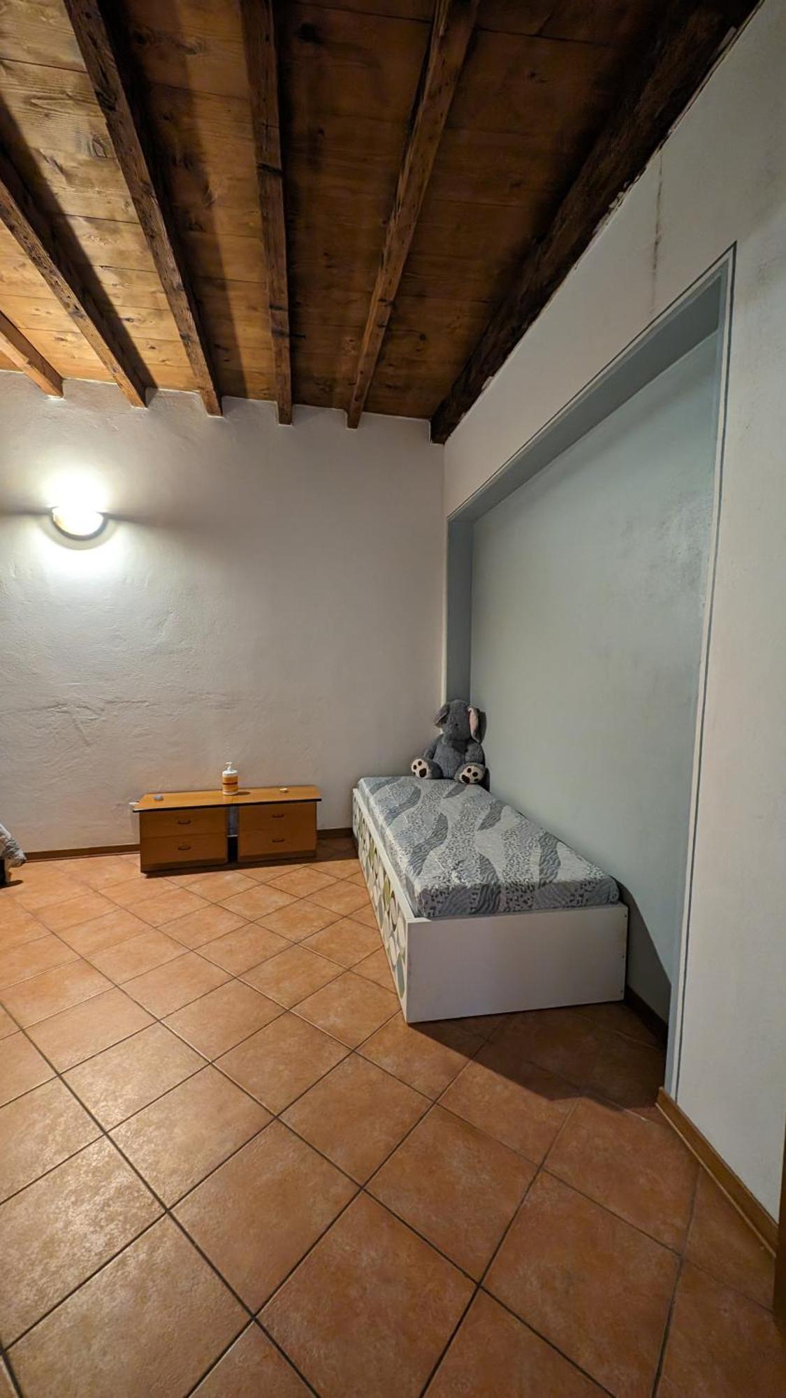 Il Castello Delle Dame - Il Maschio Apartment Vigevano Bagian luar foto